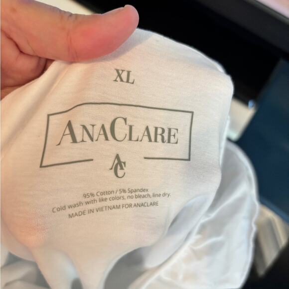 ANA Clare White Ruffled Women's Top - Picture 3 of 4